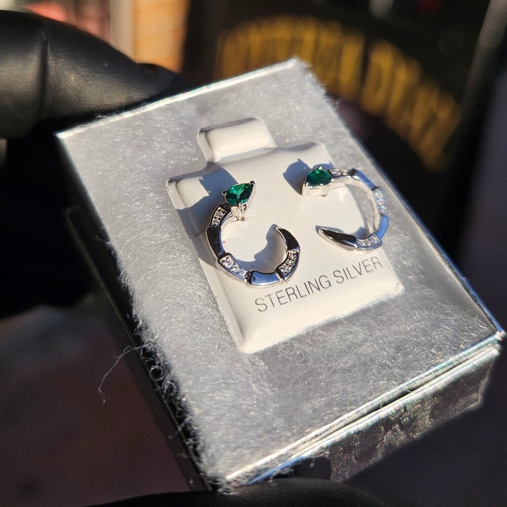 925 Silver  Ladies scorpion ZC emerald stud earring